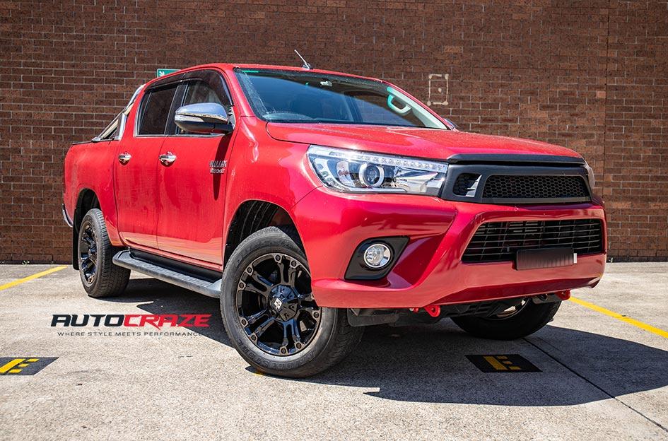 TOYOTA HILUX N80 4WD BROOKLYN BLACK MACHINED WITH DARK TINT